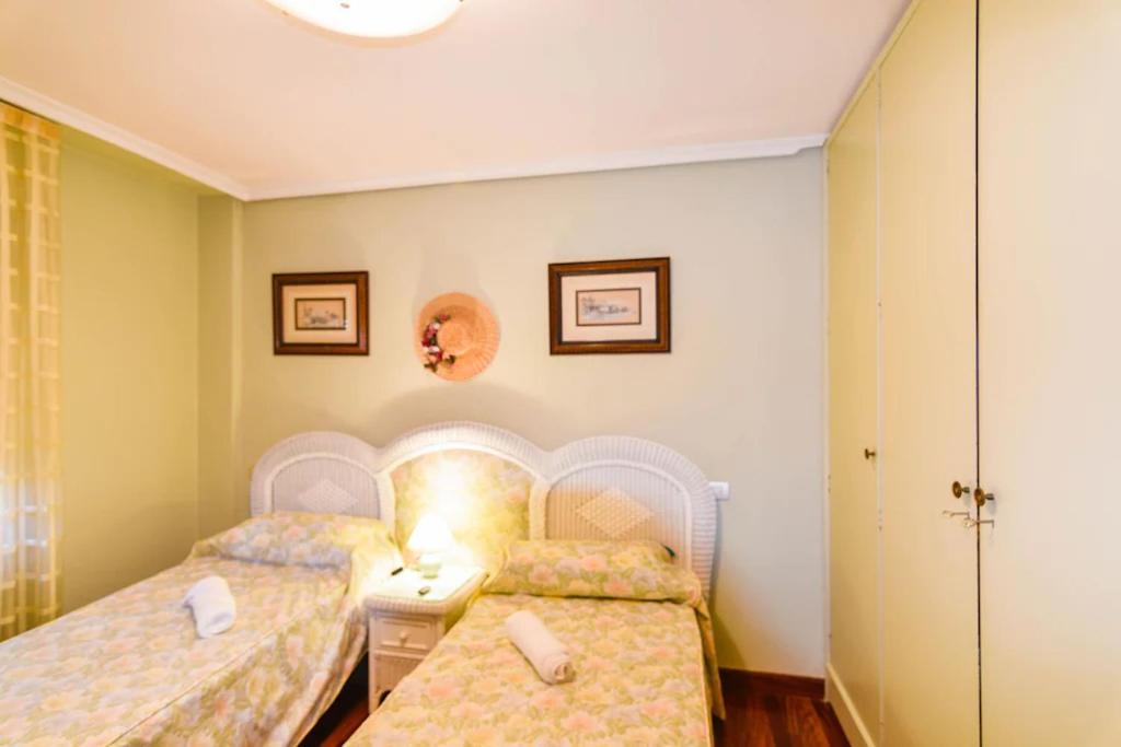 Apartamento Apto. con vistas increibles a 3 min playa, wifi Santander Exterior foto